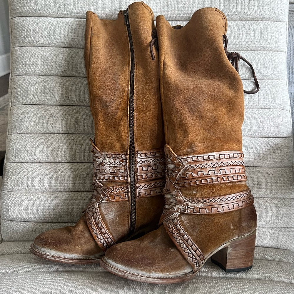 Freebird by Steven "Mayan" Suede Boots, Sz 10